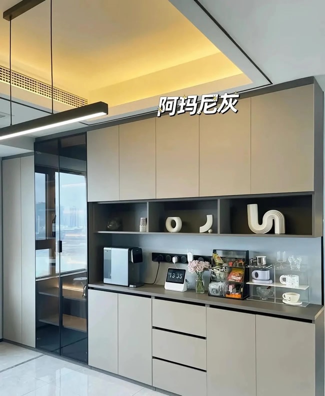 衣柜柜门颜色